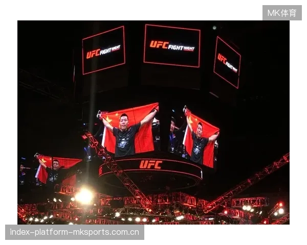 UFC女王怒喷对手：你就是软的——硬实力背后的坚韧精神